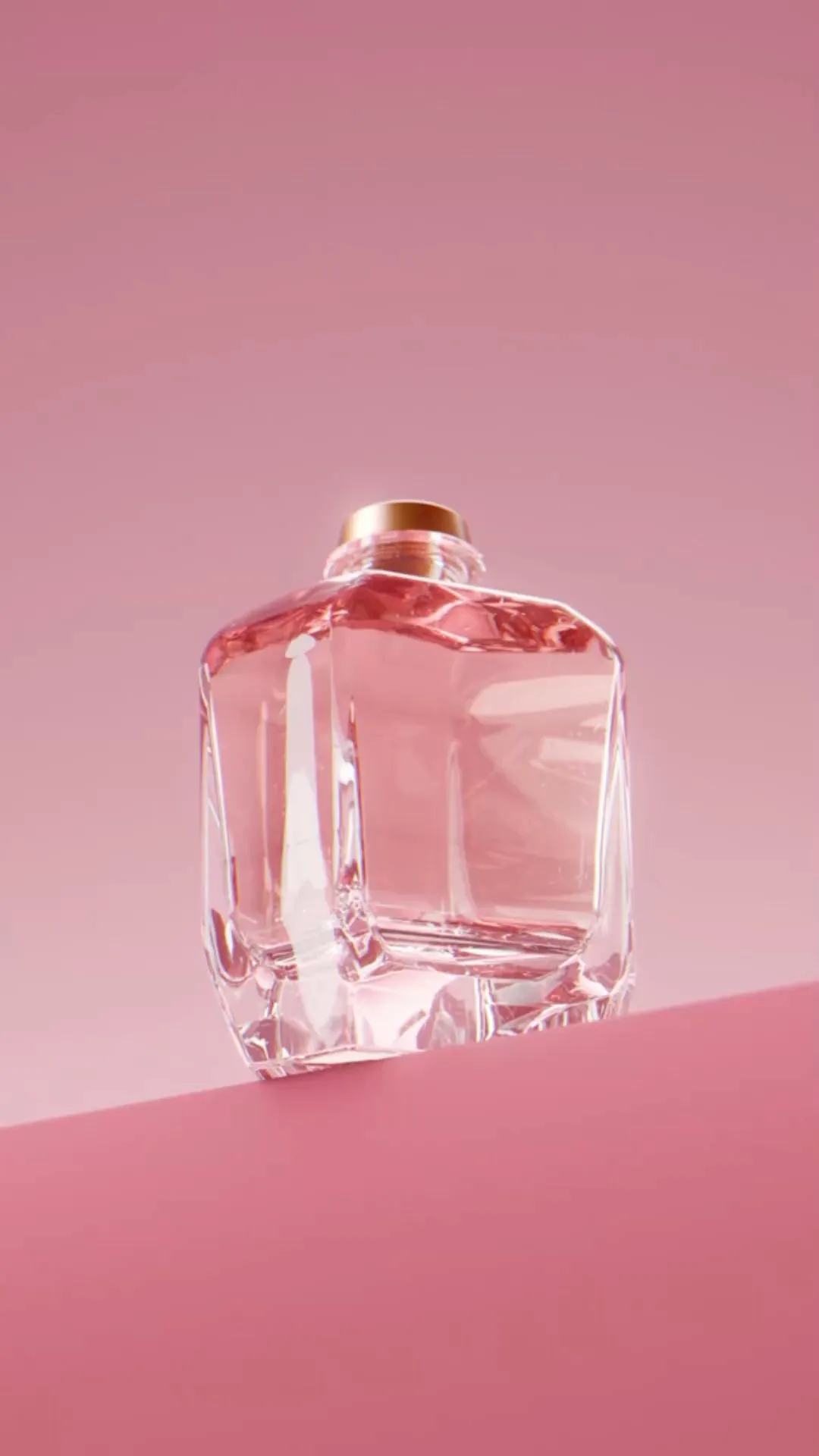 Beauty-Expertin verrät in Paris: Dieses Parfum-Geheimnis solltest du kennen
