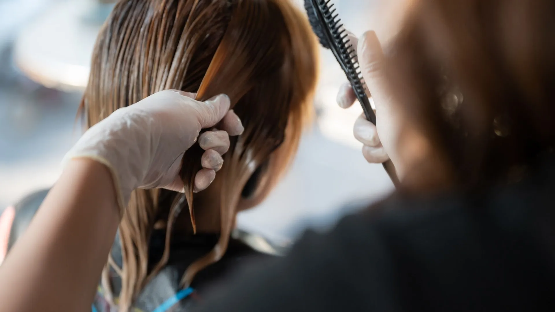 Was ist ein Glossing für die Haare?