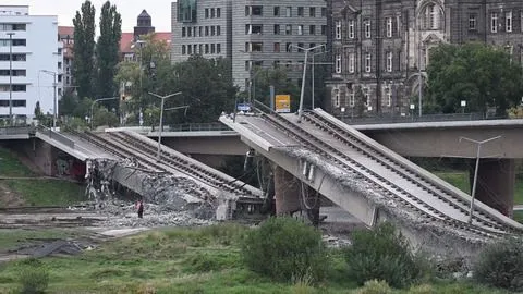 Dieses Mal mit Absicht: Carolabrücke in Dresden weiter eingestürzt