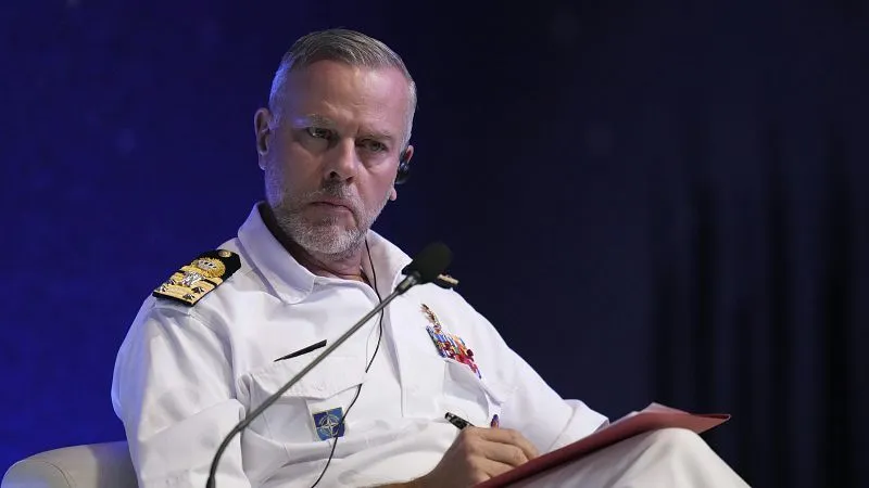 NATO-Admiral: Ukraine hat das Recht, innerhalb Russlands zuzuschlagen