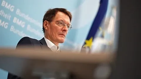 Лаутербах хочет подготовить здравоохранение к "военным конфликтам"