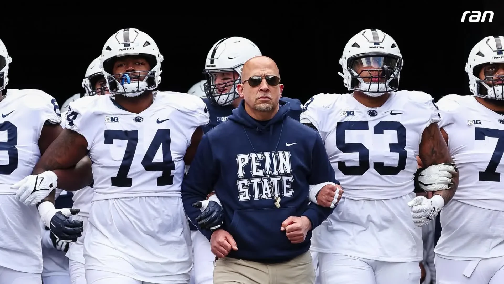 Les appels de la NFL : L'entraîneur de Penn State dans le stress de la journée de recrutement