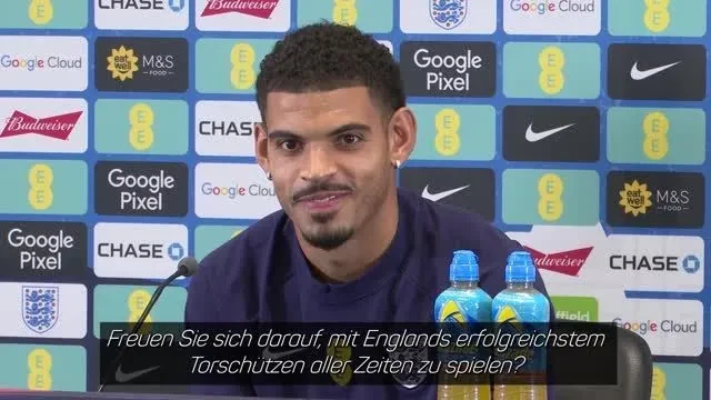 Gibbs-White schwärmt von "perfektem Stürmer" Kane