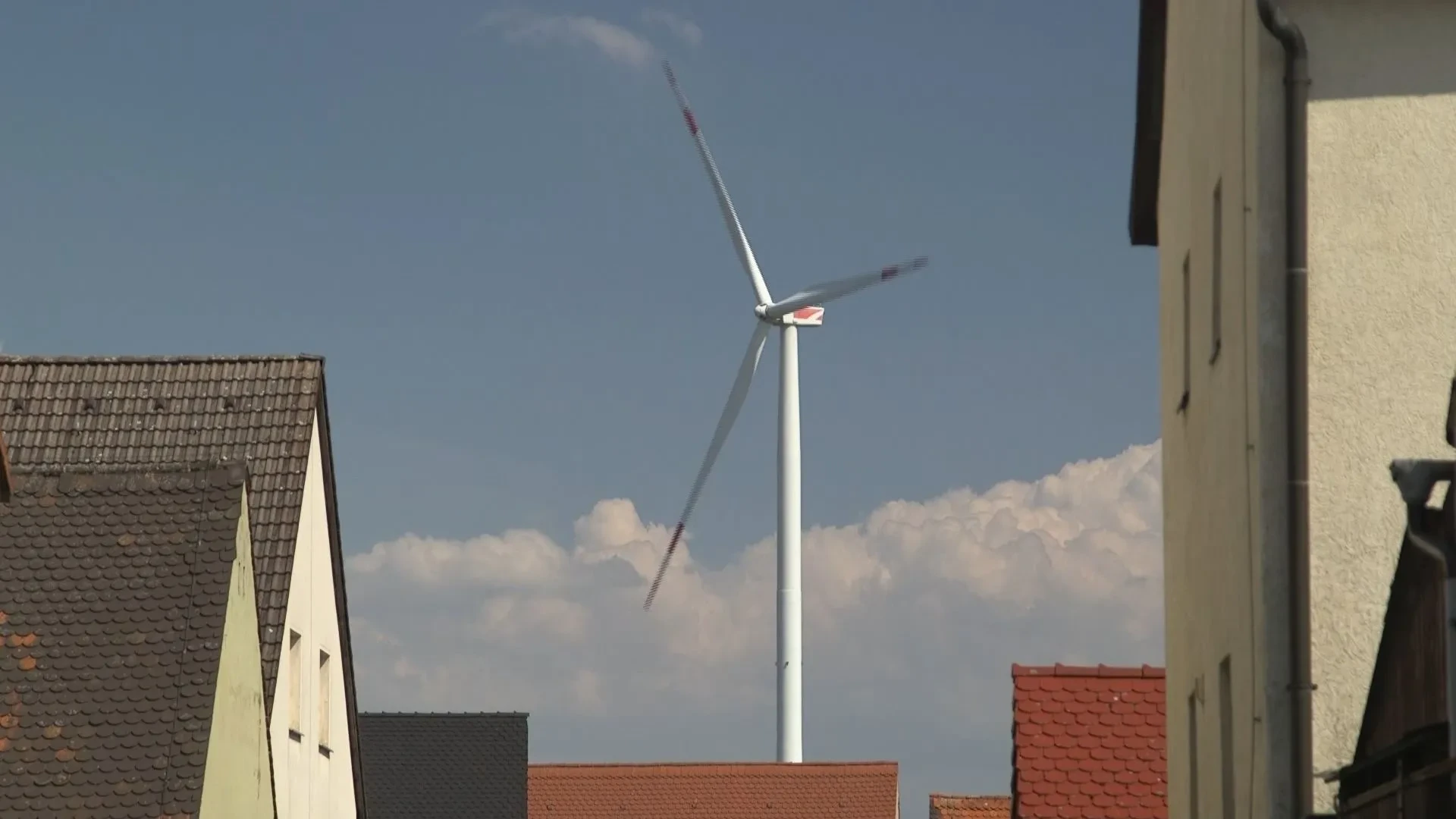 Bayern hinkt beim Windkraftausbau hinterher: 2023 nur 17 Genehmigungen