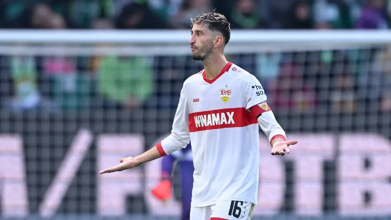 VfB: Wilde Diskussionen um dreiste Schwalbe und falsches Rot