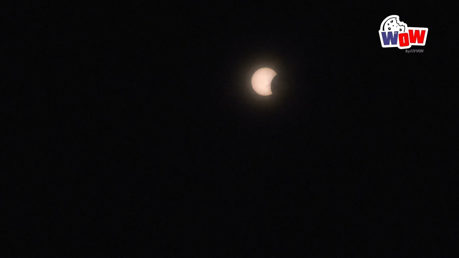 Spectacle de l'éclipse solaire attire des milliers de personnes au Texas