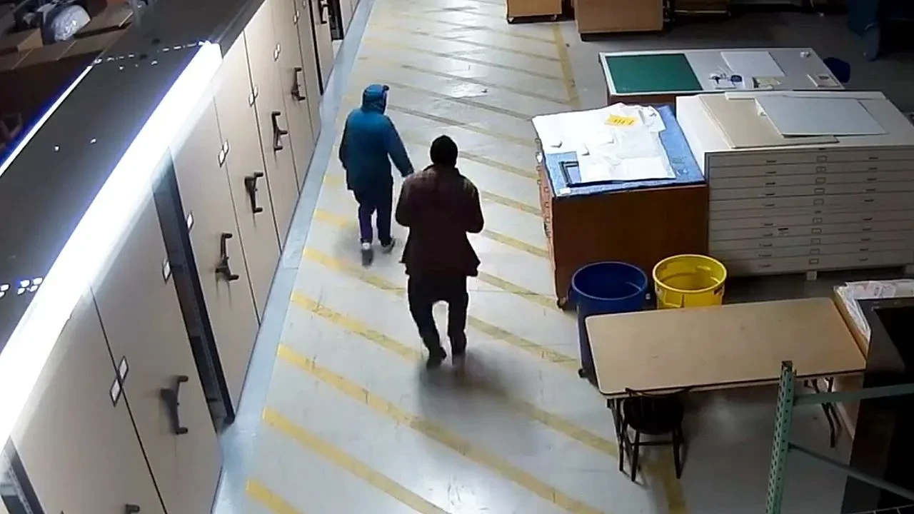 FBI joins hunt after 1,000 artifacts stolen from Oakland Museum