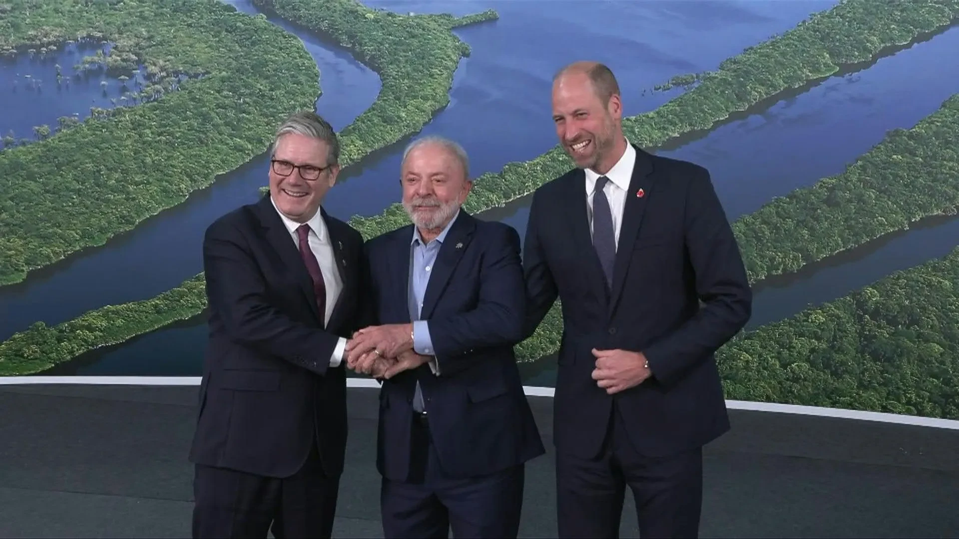 Brazil's Lula holds trilateral meeting with UK PM Starmer, Prince William in Belem