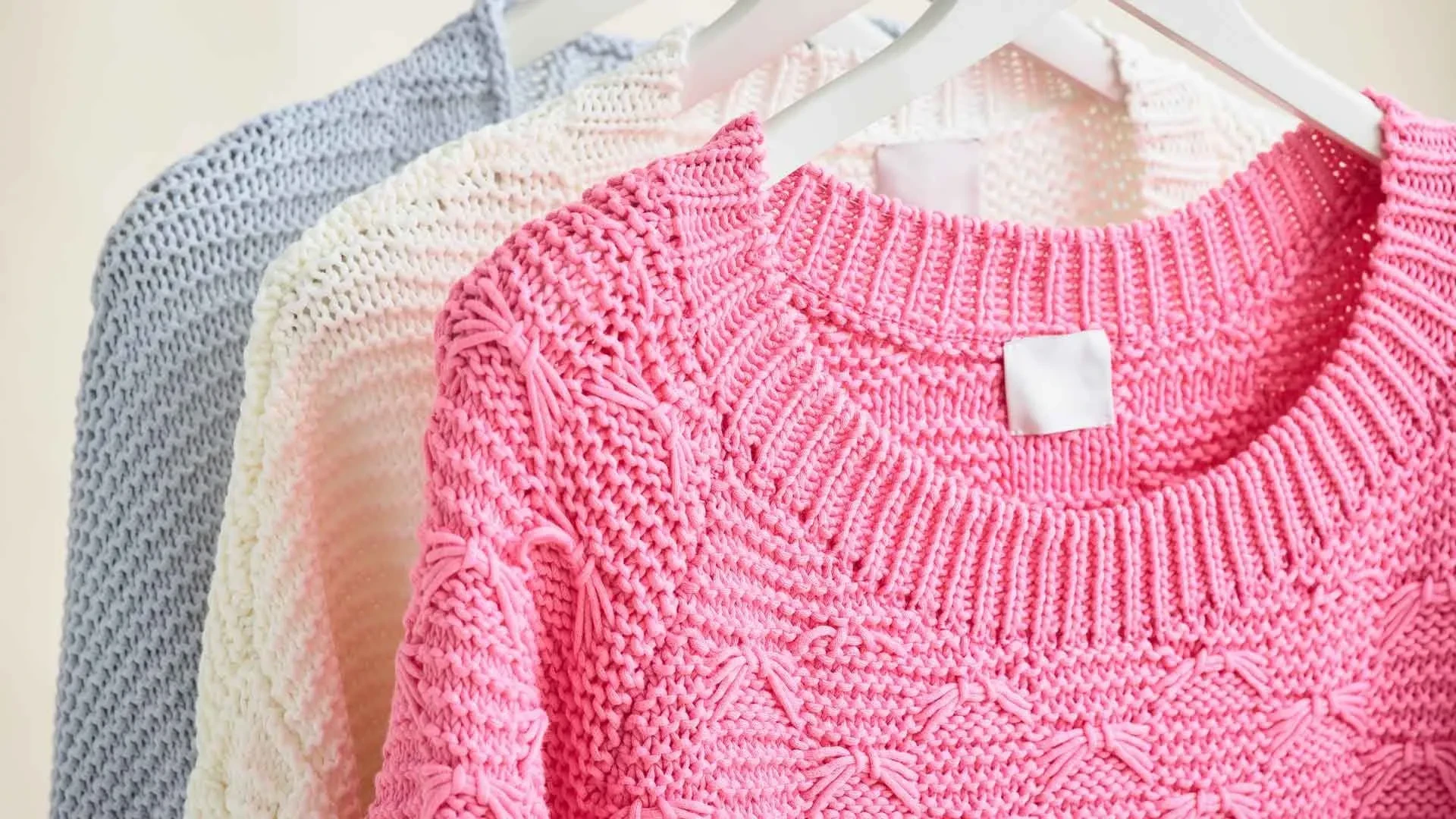 Diesen Pullover musst du kaum waschen