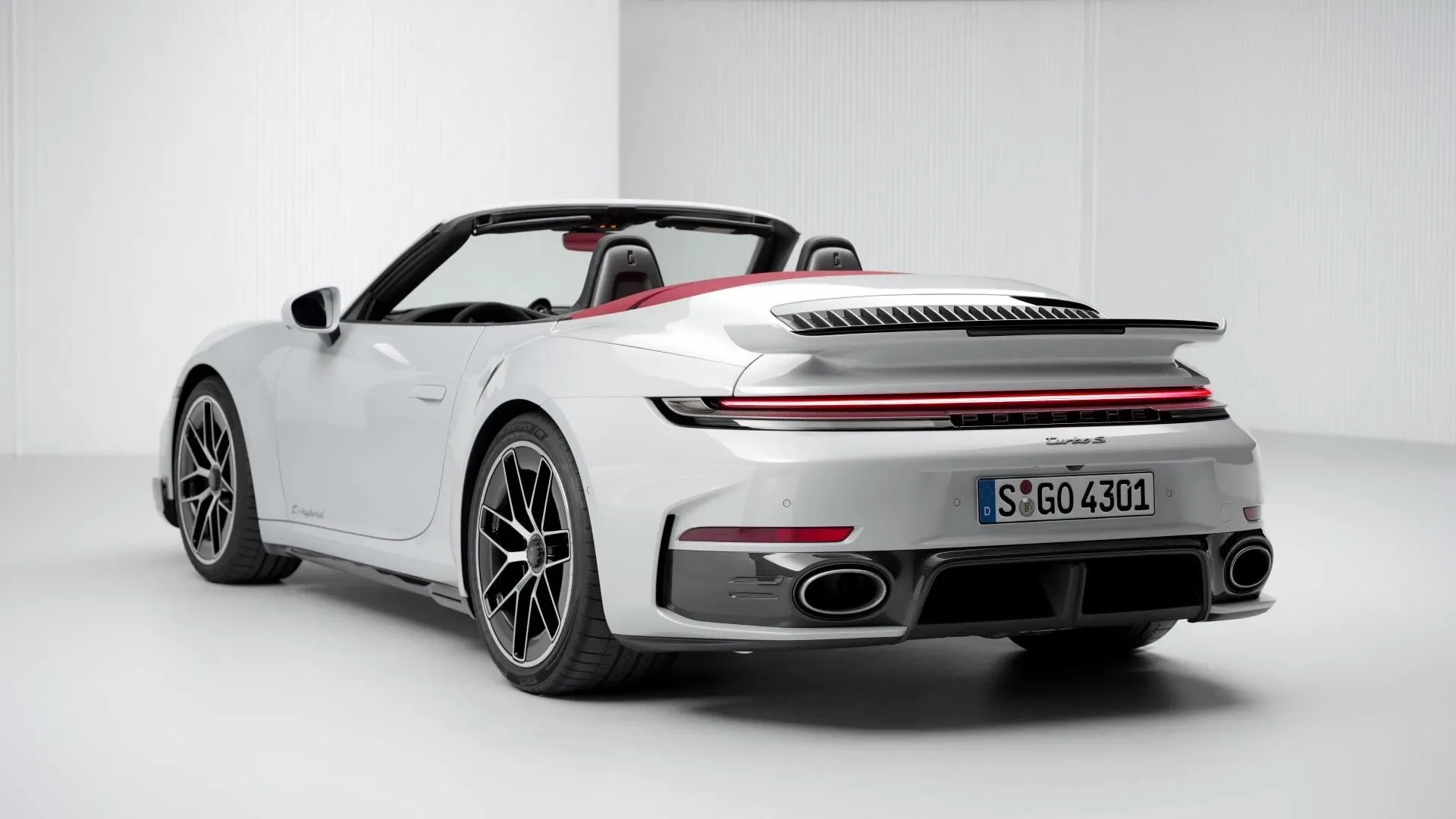 Porsche 911 Turbo S Cabriolet Design Preview