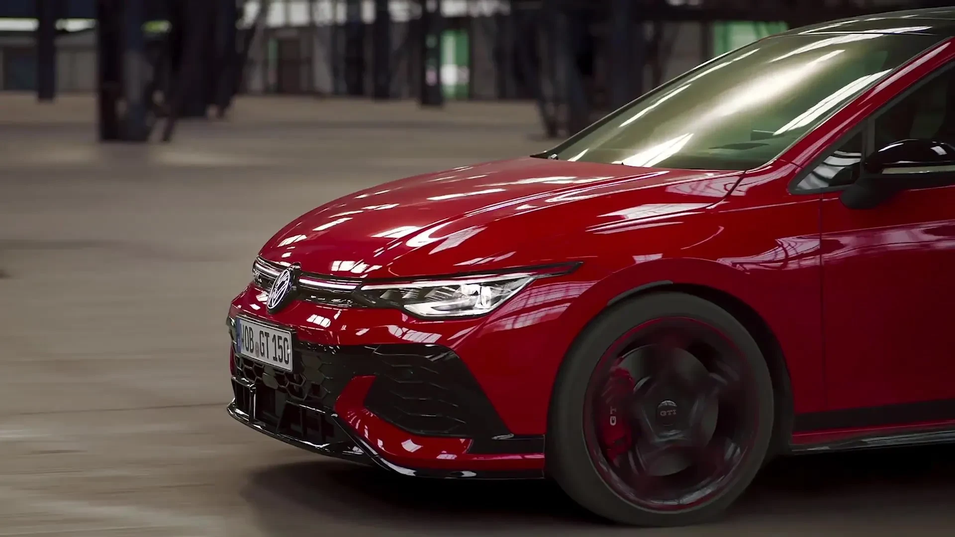 Volkswagen Golf GTI EDITION 50 - Больше мощности, больше маневренности