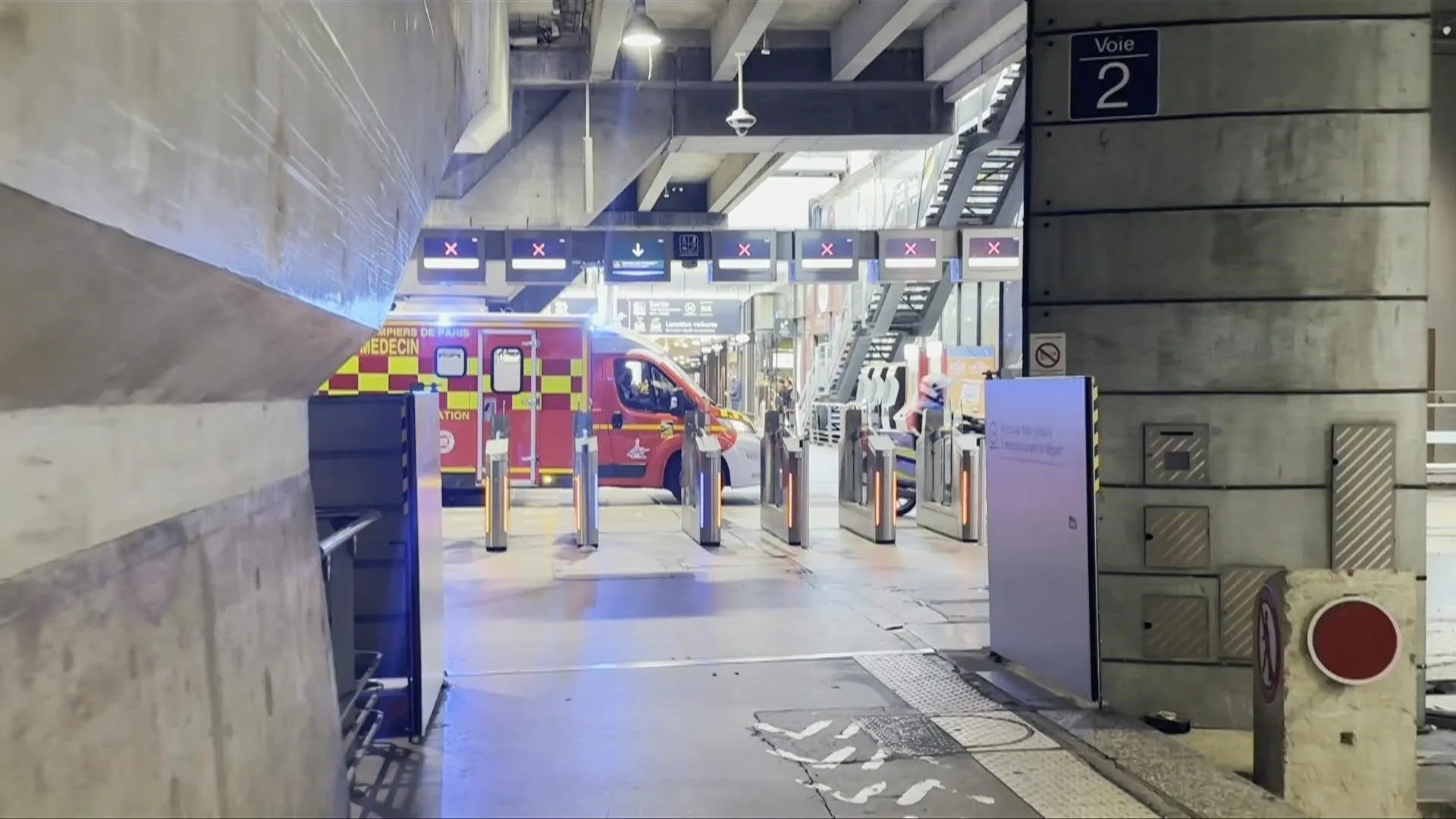 Images from Paris's Montparnasse station after man shot by police