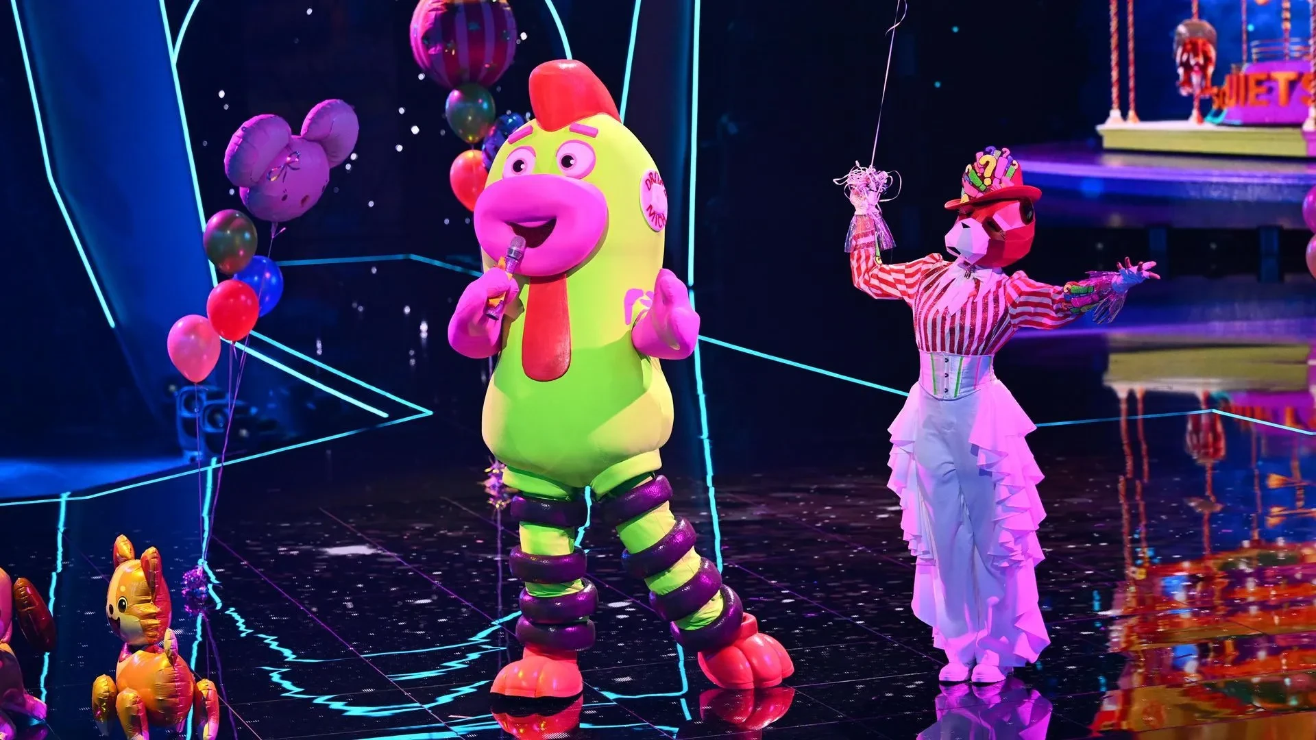 Quietsch proves Esprit with "Ella, elle l'a" by France Gall!