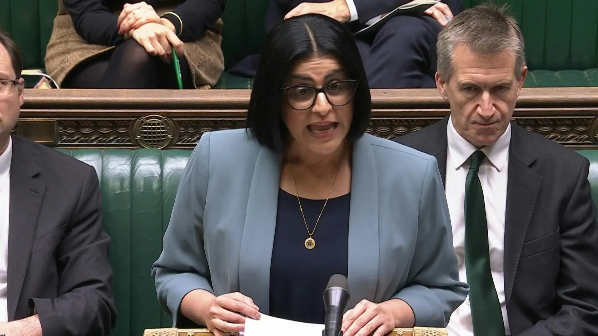 Refugee status in UK to become temporary, says home secretary