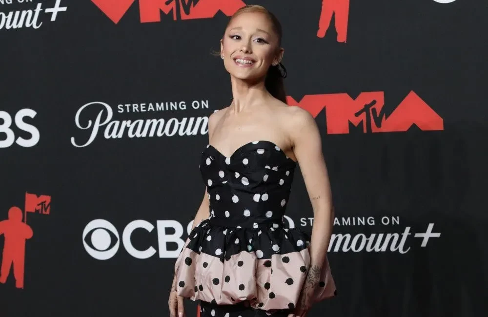 Ariana Grande tests positive for COVID-19