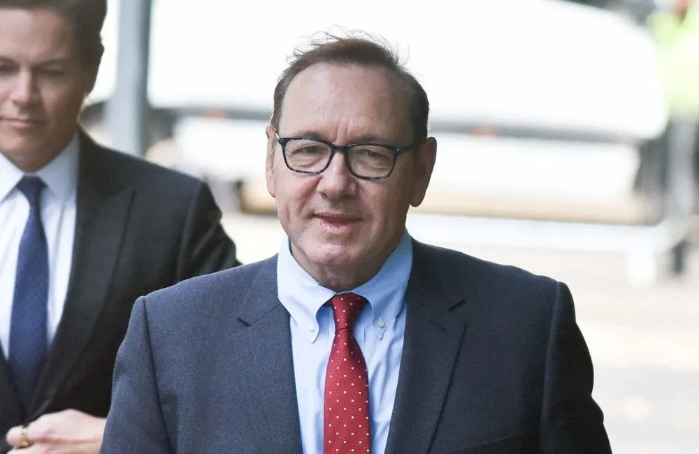 Kevin Spacey nie les spéculations croissantes sur le fait qu'il soit 'sans-abri'